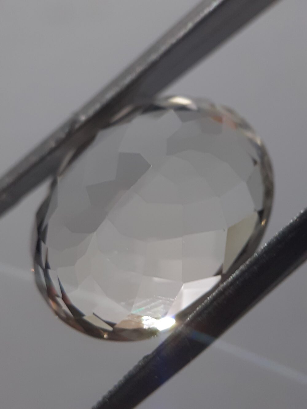 20240607_192124 Natural Greenish Yellow Topaz · 15.1 ct · Oval · Mixed Cut · unheated · Brazil