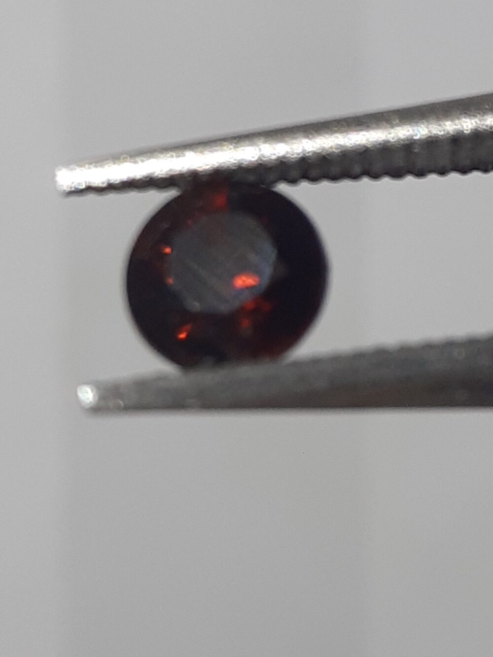 Natural Zircon · 0.35 ct · Round · Brilliant Cut · Unheated · Thailand