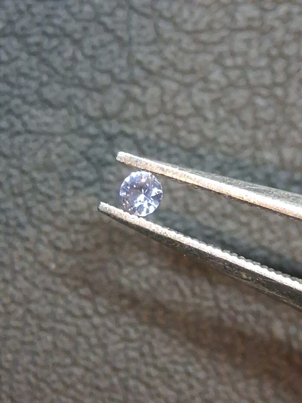 tanzanite - round brilliant cut round brilliant cut tanzanite