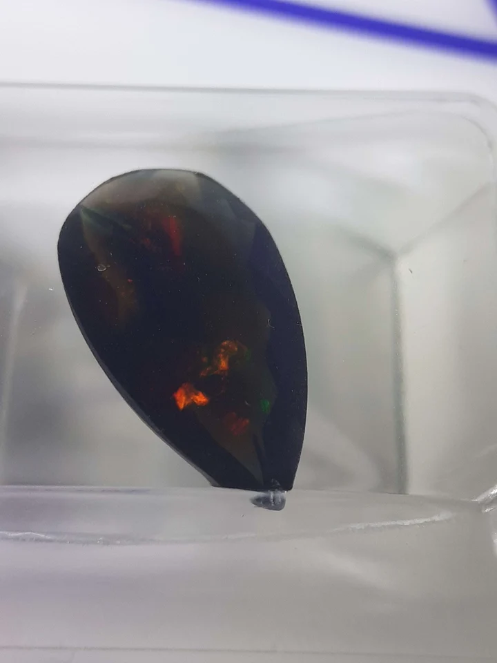 Natural Black Opal · 1.61 ct · Pear · Mixed Cut