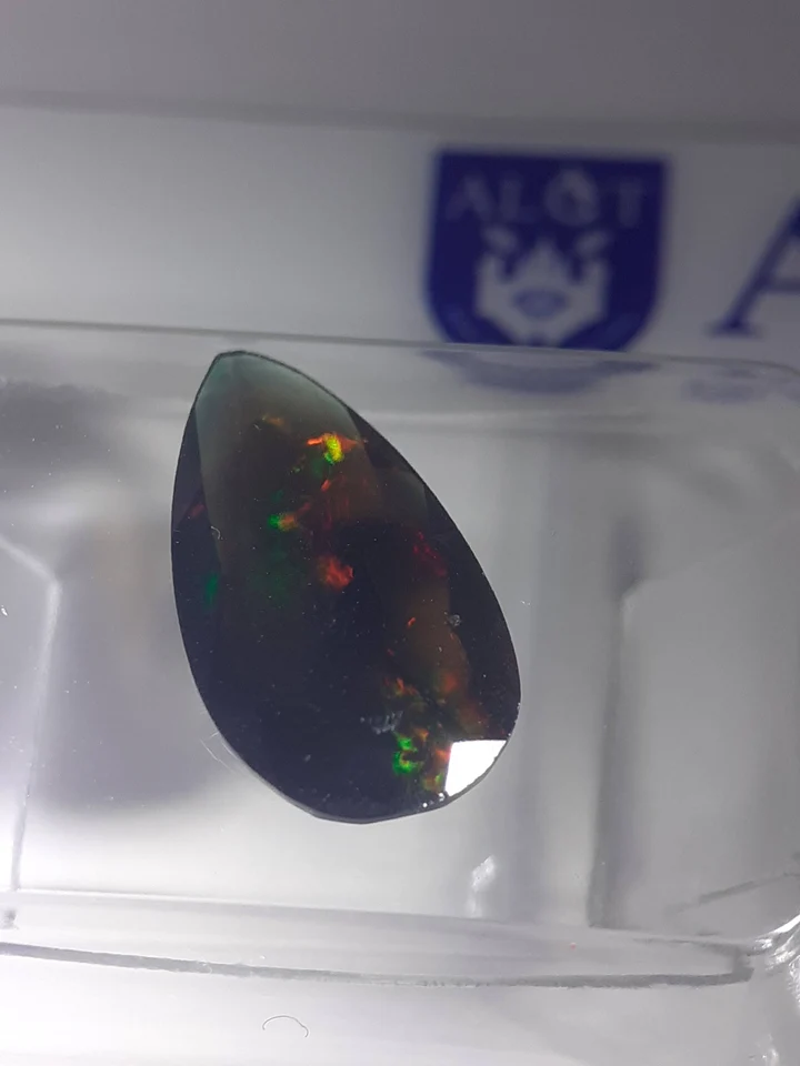 Natural Black Opal · 1.61 ct · Pear · Mixed Cut