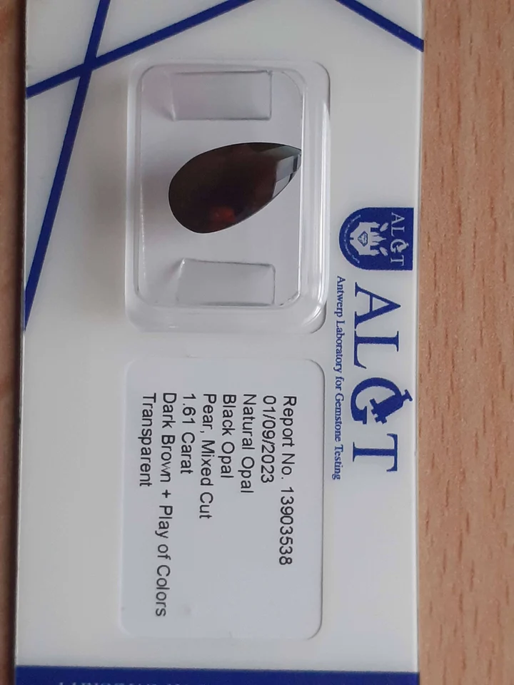 Natural Black Opal · 1.61 ct · Pear · Mixed Cut